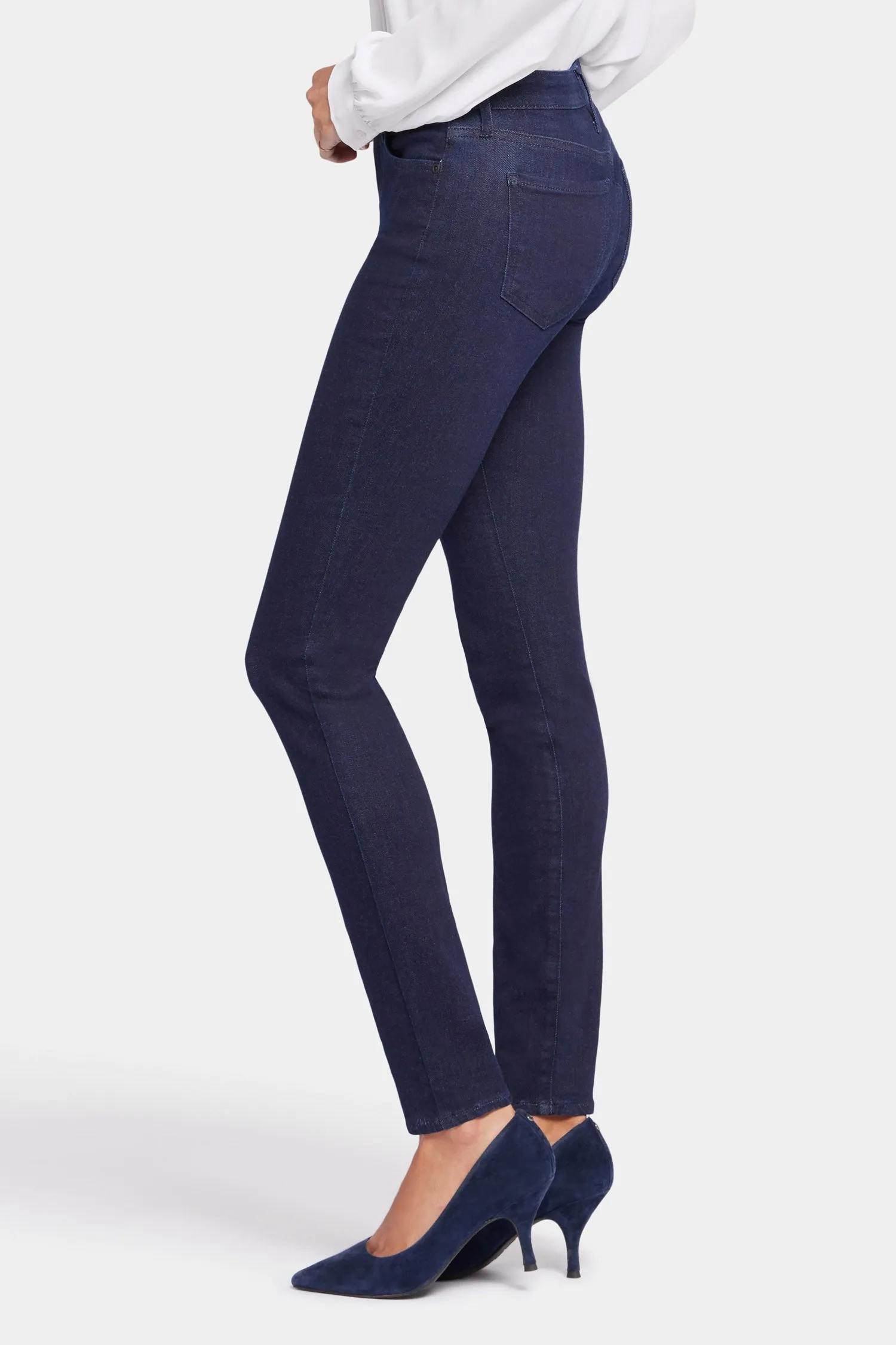 Ami Skinny Jeans In Petite - Rinse