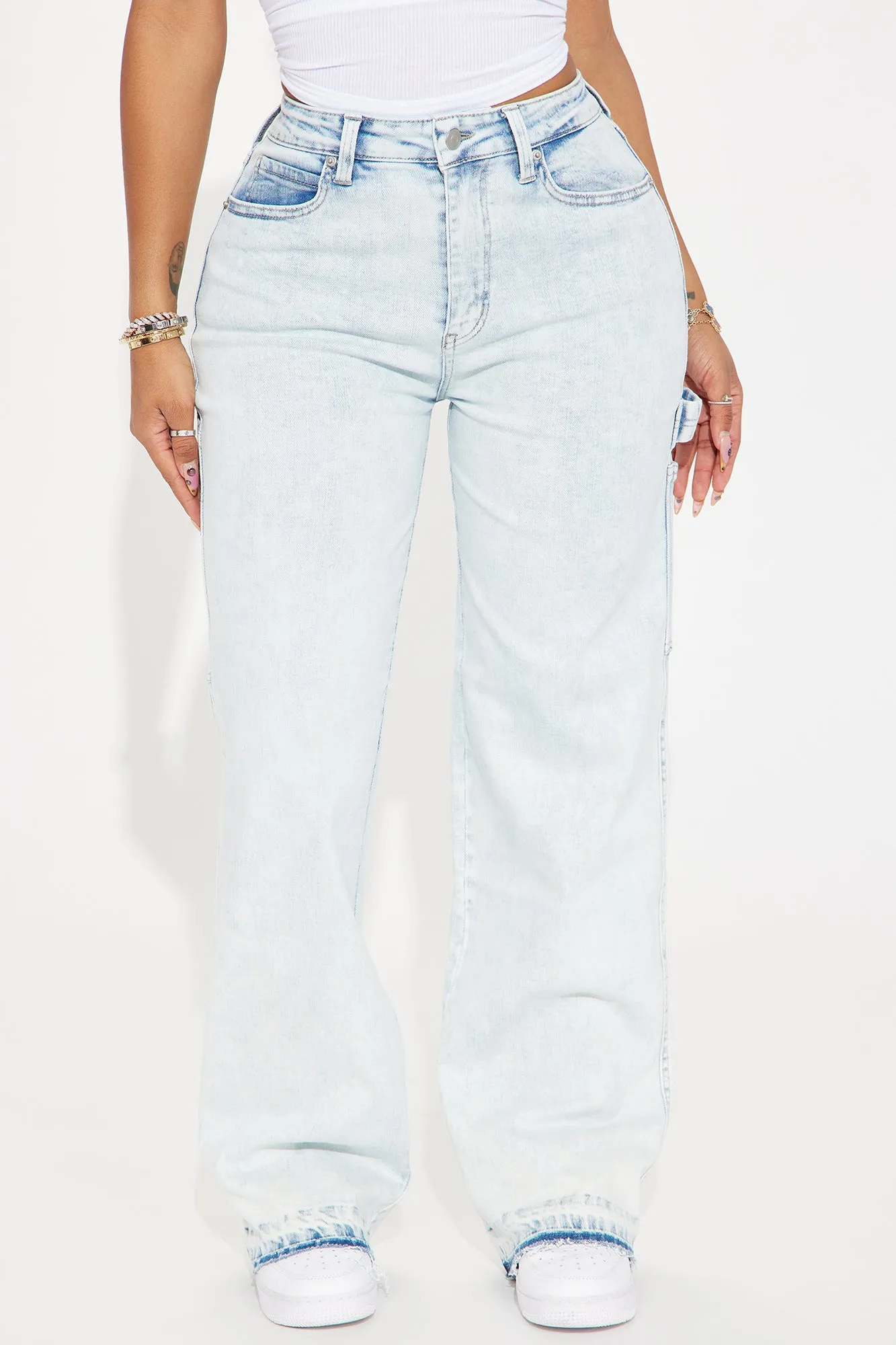 Pay Attention Stretch Straight Leg Carpenter Jeans - Light Wash